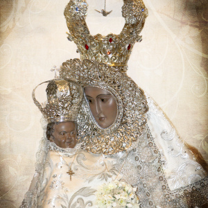 Figura Virgen de Villena